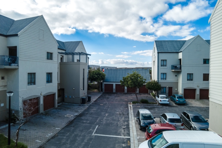 3 Bedroom Property for Sale in Parklands Western Cape